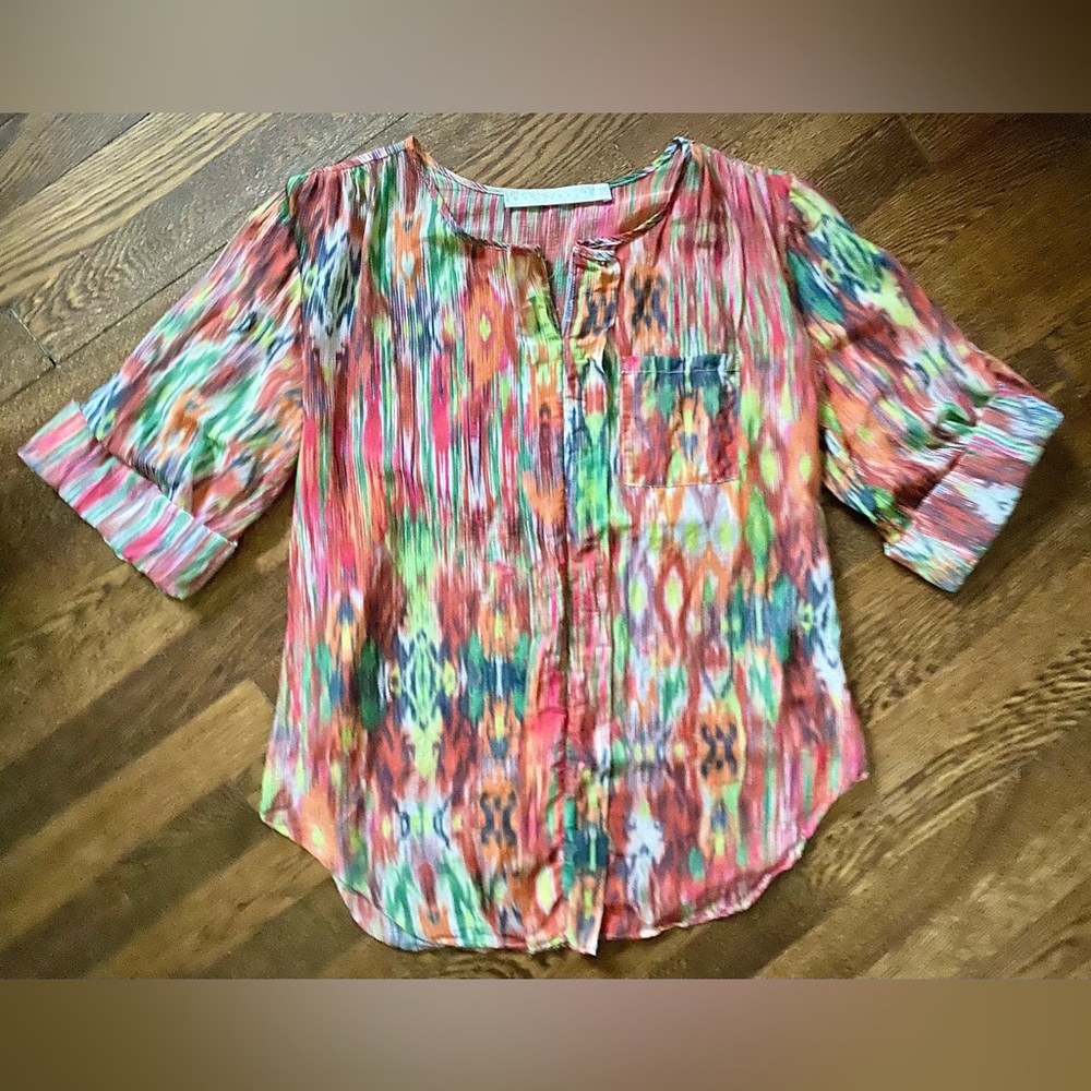 Lola & Sophie Gauzy Cotton Ikat Rolled Tab Sleeve Top Sz XS *EUC*